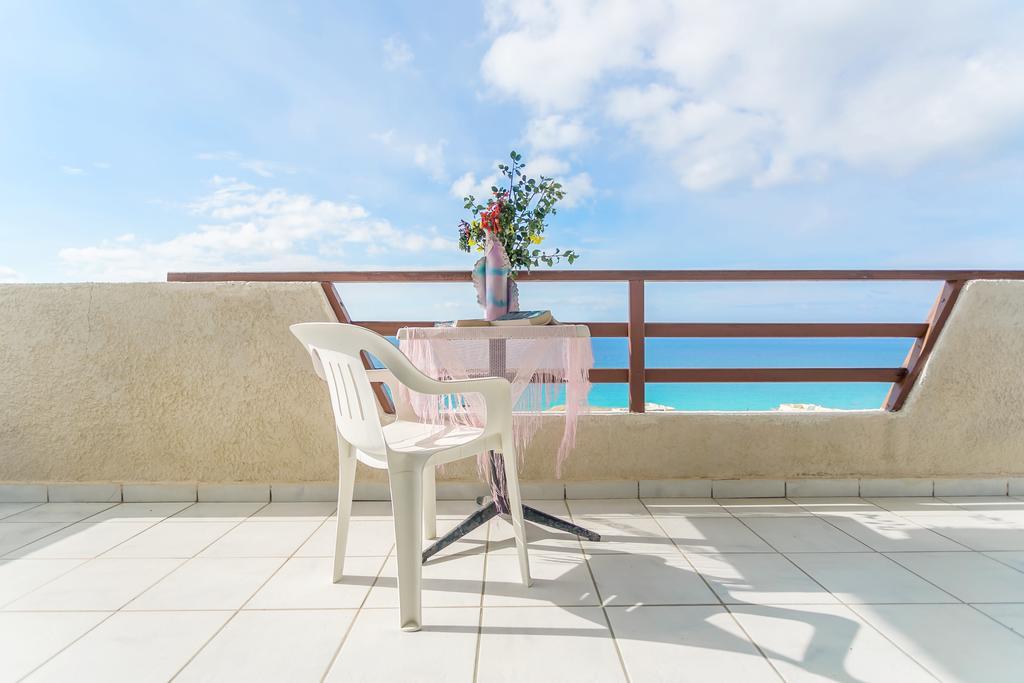 Yiannis Ηotel Foiníkion Eksteriør billede